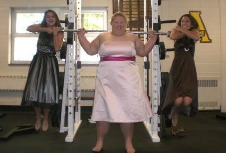 mangold sister football