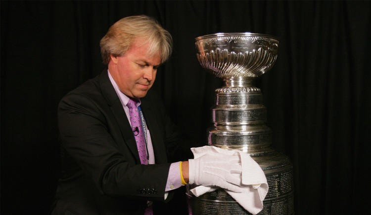 Stanley Cup Handler S Wife Really Really Hoping Vegas Doesn T Win Championship The Heckler